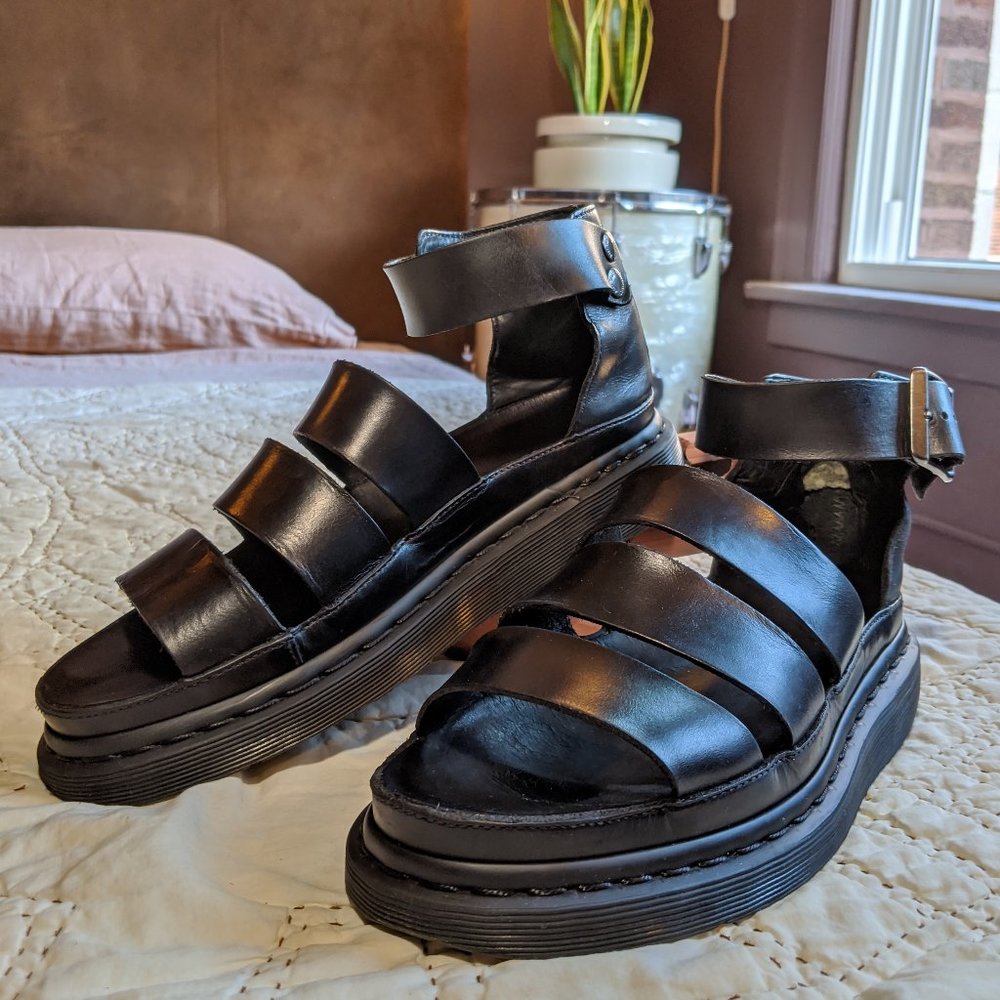 DR. MARTENS Clarissa Sandal